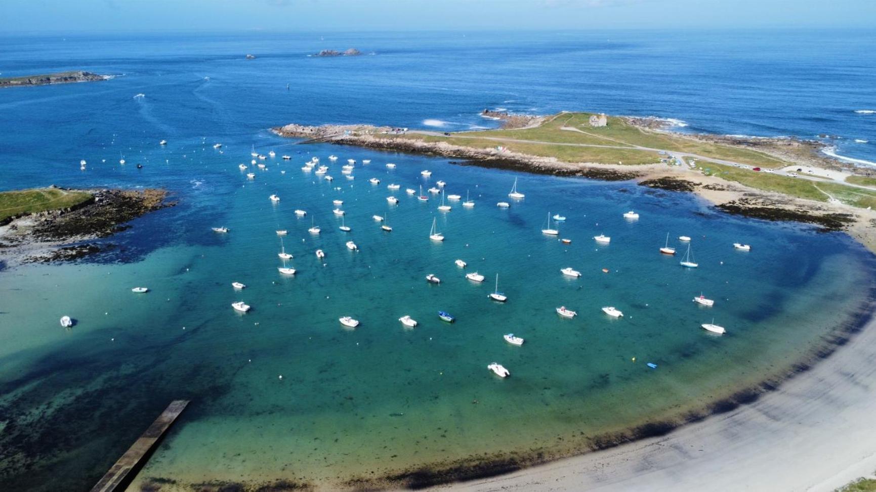Ty Nevez - Jolie Maison Neuve Avec Petite Vue Mer Saint-Pabu  Bagian luar foto